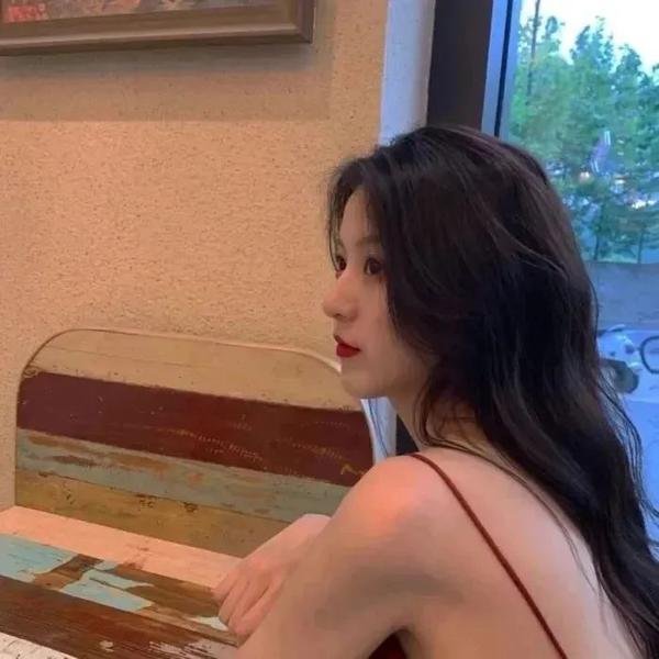 葛莱哥里的女友